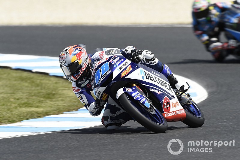 Moto3, Phillip Island: Martin si prende la decima pole stagionale, Bezzecchi solo 15esimo