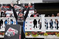 Nemechek uciekł Buschowi