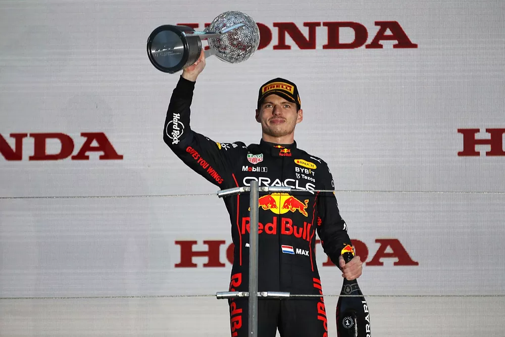 Max Verstappen, Red Bull Racing, 1st position, lifts the winners trophy
