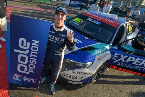 TCR South America: Tiago Pernía supera Nelsinho Piquet e é pole na etapa de abertura em Rosário