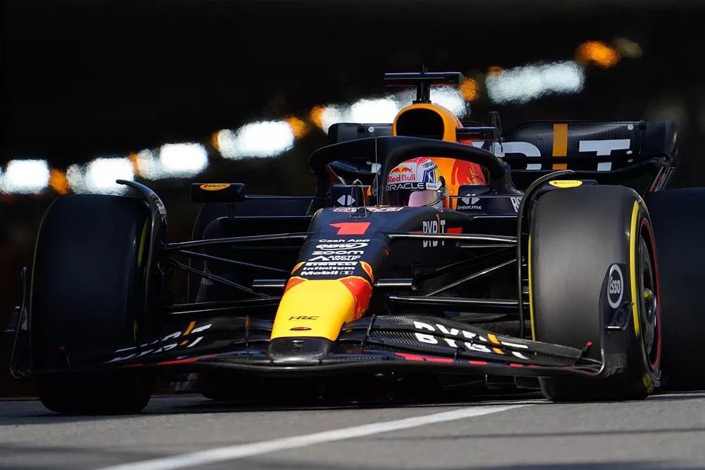 Max Verstappen, Red Bull Racing RB19 