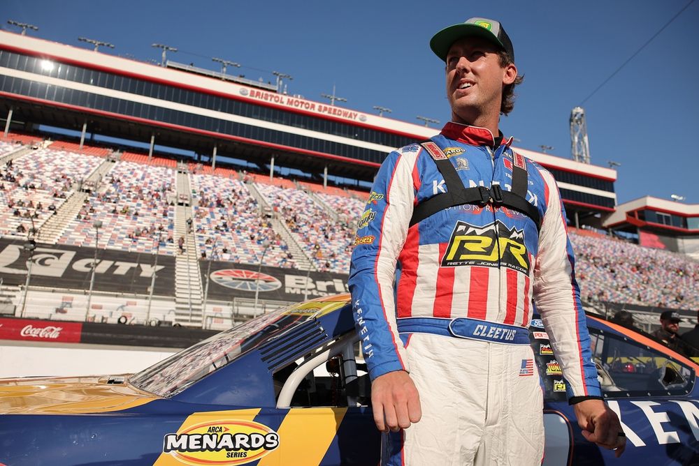 Garett Mitchell (Cleetus McFarland), Rette Jones Racing Ford