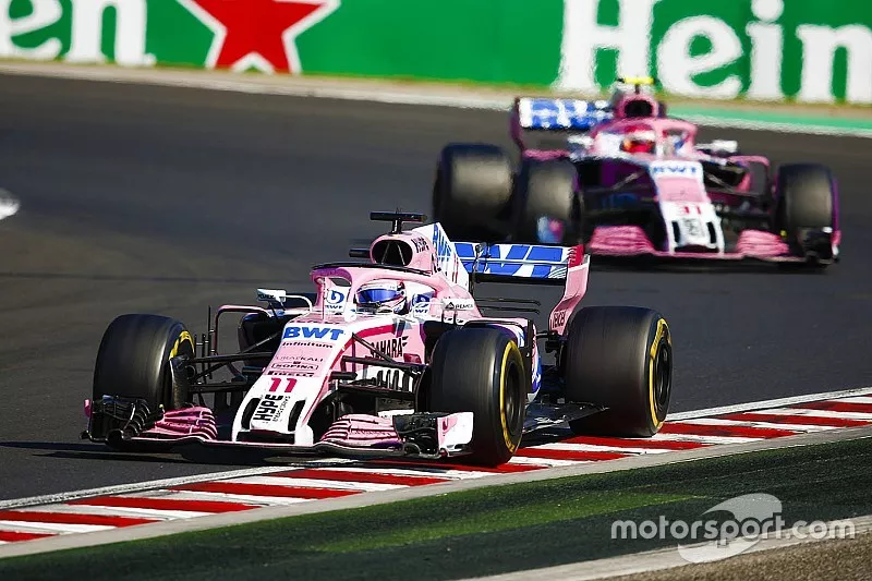 Sergio Perez, Force India VJM11, Esteban Ocon, Force India VJM11