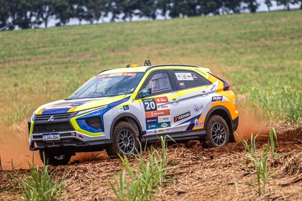 Cristiano Rocha e Minae Myiauti