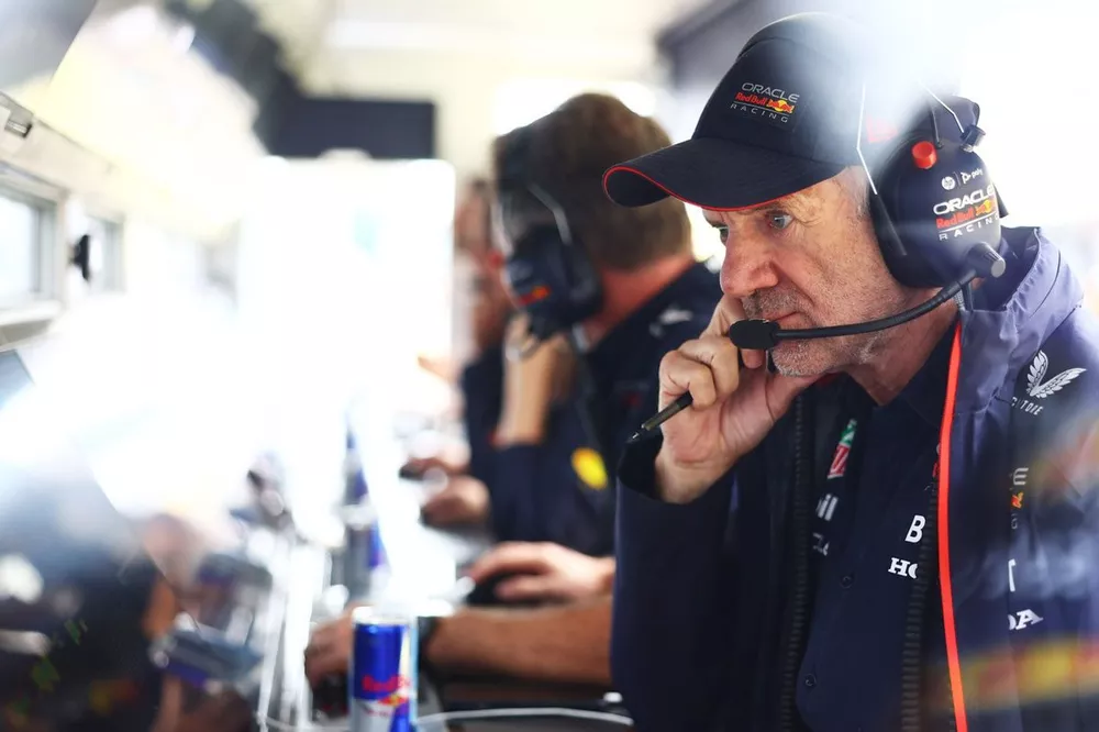 Adrian Newey, Red Bull Racing Chief Technical Officer looks on from the pitwall 