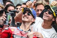 Rossi kwestionuje ruch Ducati