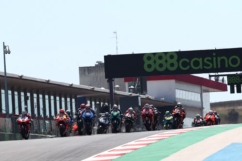Start action, Johann Zarco, Pramac Racing leads
