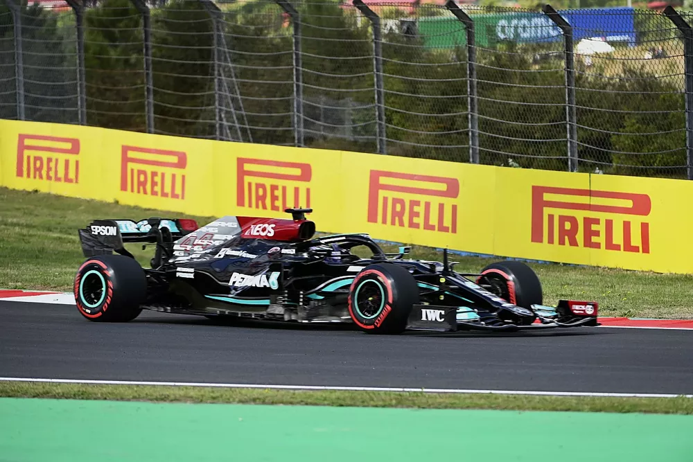 Lewis Hamilton, Mercedes W12