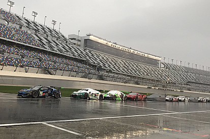 Rolex 24: Race resumes after lengthy red flag period