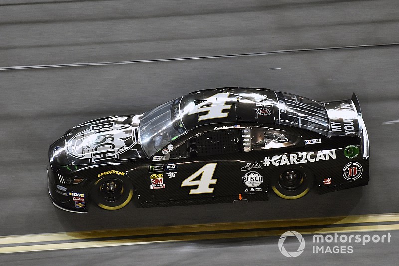 Duel 1 in Daytona: Kevin Harvick setzt sich durch