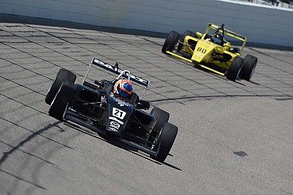 Podium voor Van Kalmthout, Askew dicht bij USF2000-titel