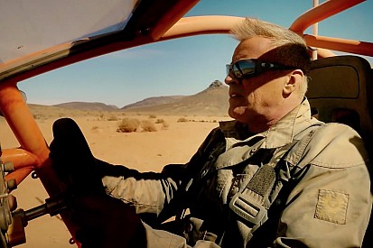 Trailer: Top Gear-ster Matt LeBlanc gaat los in Ariel Nomad