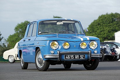 Quatre Renault 8 Gordini à l'assaut du Monte-Carlo historique
