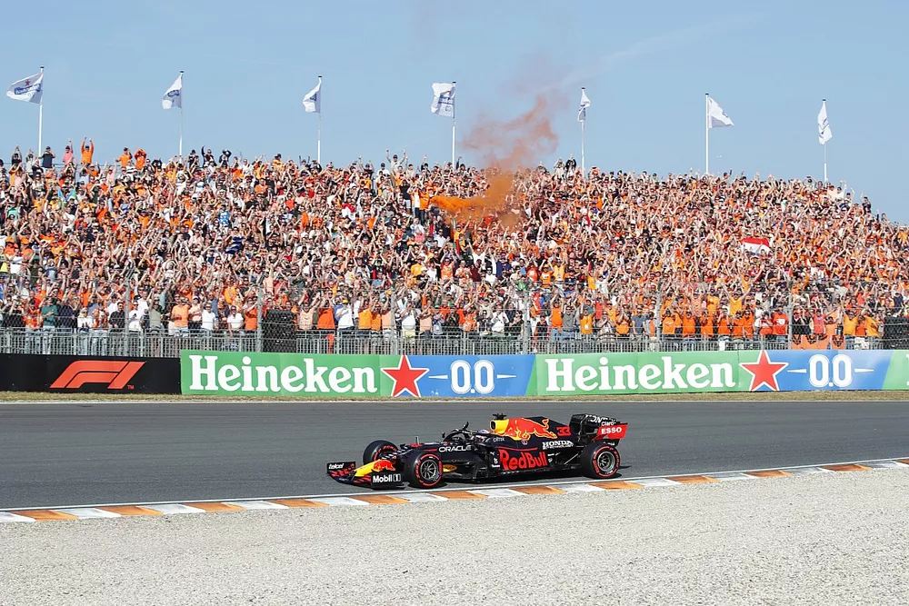 Max Verstappen, Red Bull Racing RB16B