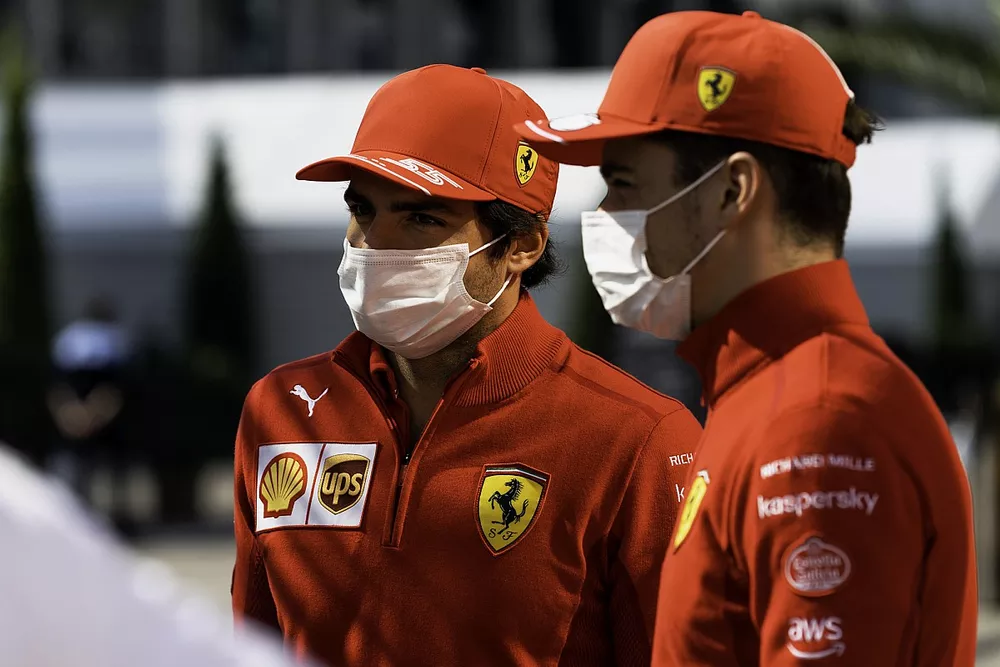 Carlos Sainz Jr., Ferrari, Charles Leclerc, Ferrari