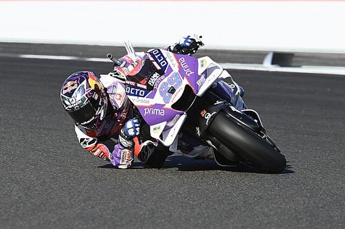 Martin consigue la pole en Valencia; Quartararo supera a Bagnaia