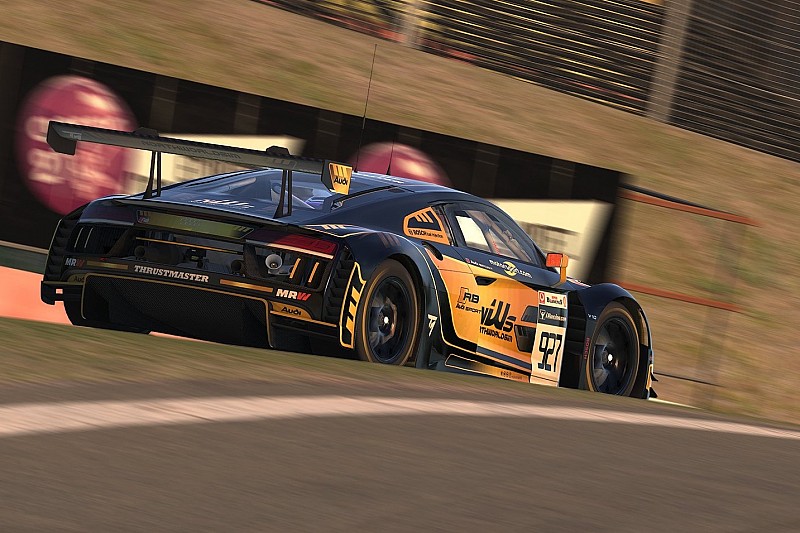Pure Racing Team Blue vence en las 24h de Spa de iRacing