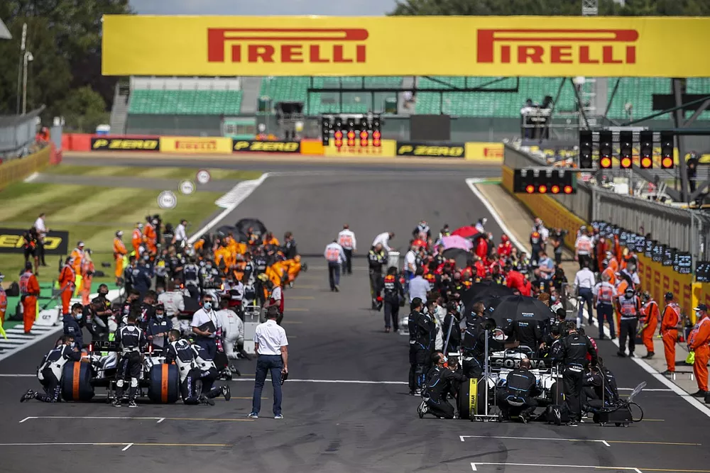La grille avant la course