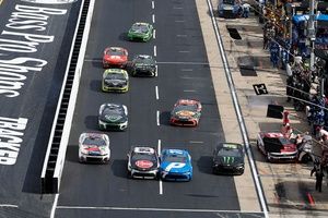 Denny Hamlin calls for NASCAR to “unstick” Cup Series cars