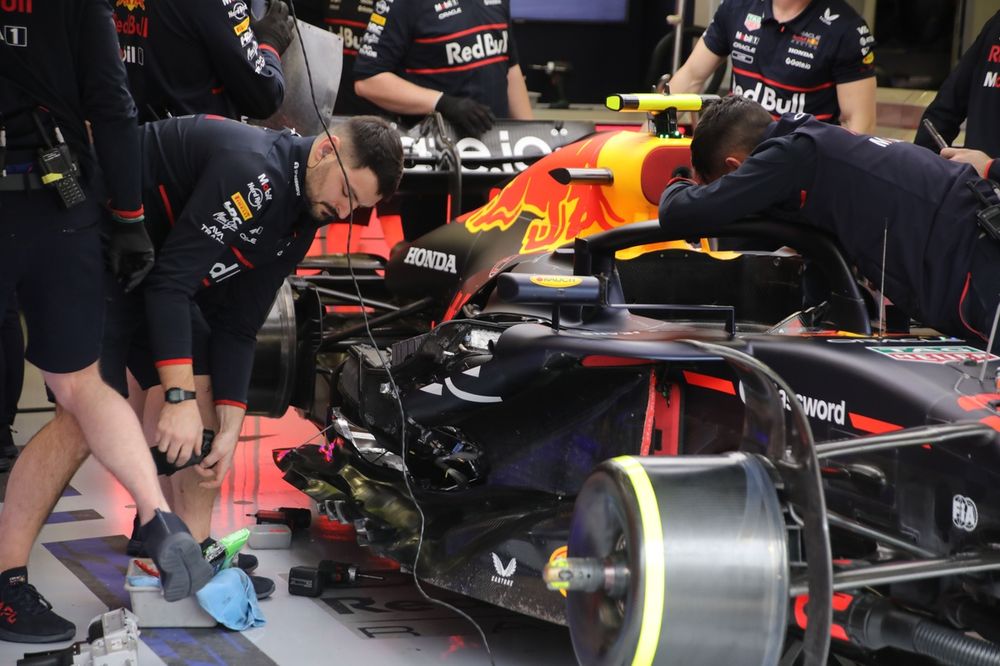 Dettaglio dei radiatori della Red Bul RB21