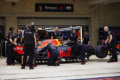 Verstappen: “Iedereen pakt die kerb in een snelle ronde”