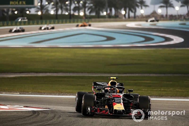 Óleo do motor de Gasly me cegou, diz Verstappen