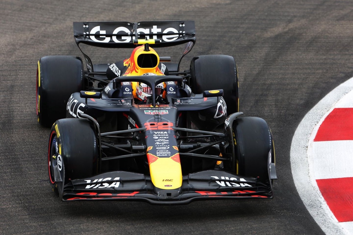 【限定品】F1角田裕毅2023年アメリカGP初ファステストラップ記念モデルカー F1速報特注スパーク 1/43 アルファタウリ AT04 アメリカGP 2023