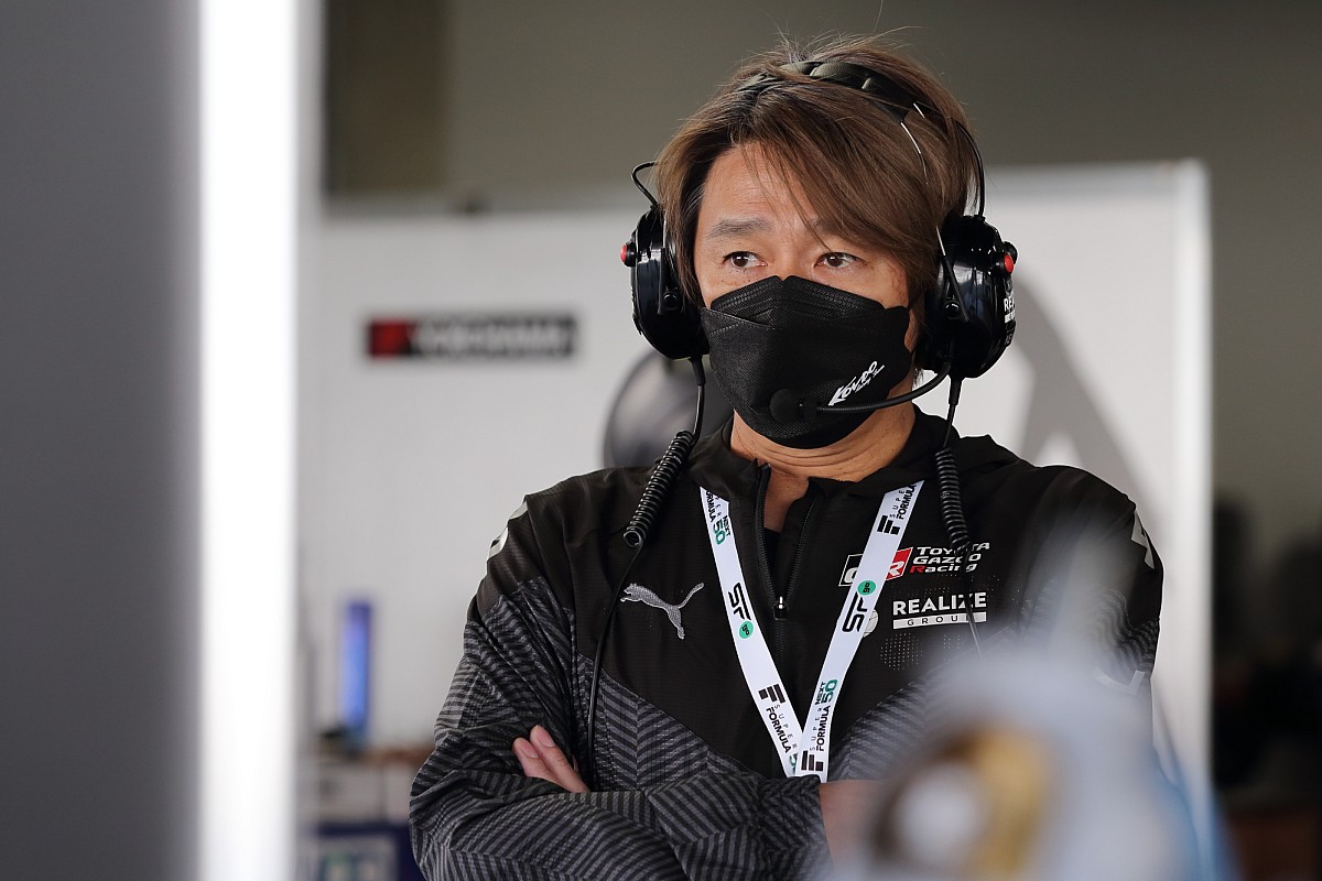 KONDORACING TEAM 近藤真彦 スタッフ実使用 ダウンXL Yahoo!オークション -「kondo racing」(ジャンパー、ジャケット