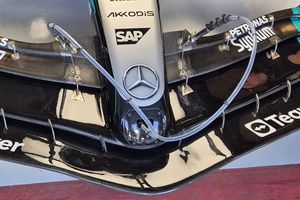 Mercedes sorprende con un alerón delantero que deja ver lo que será la F1 2026