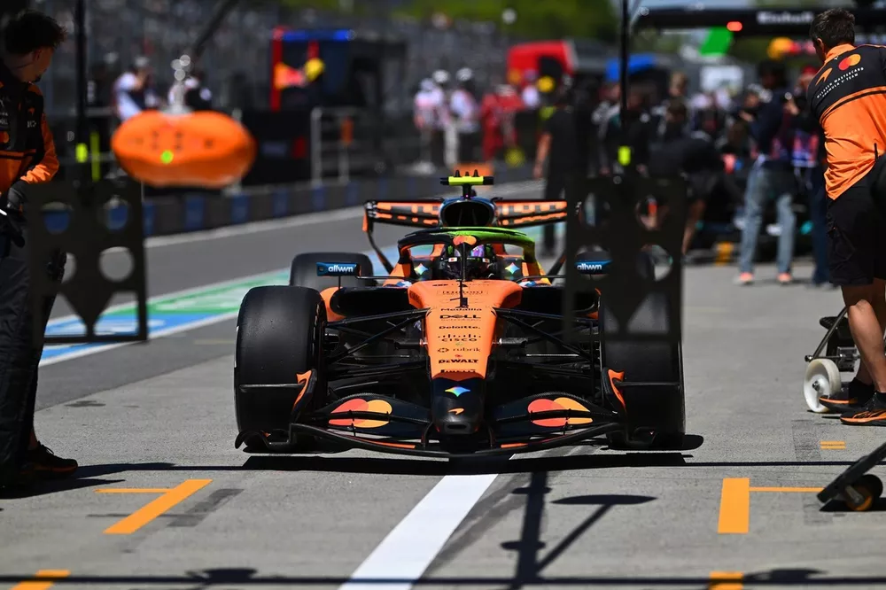 McLaren's Wing Retreat in Montreal: Stella's Kasparov Gambit or the First Crack in a Paddock Family Pact