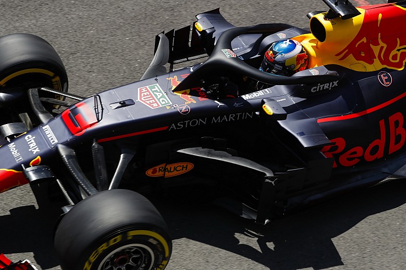 Ricciardo non cambia il V6 ma partirà ugualmente dal fondo della griglia