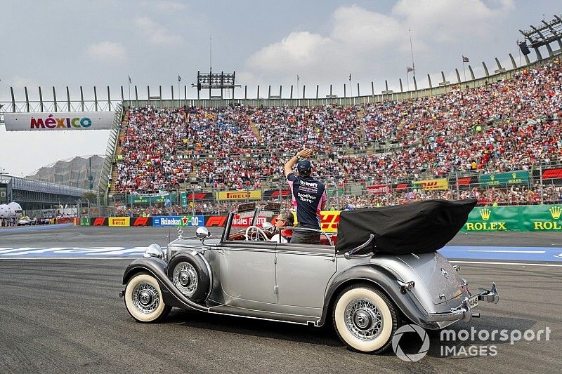 Sergio Pérez, Racing Point en el desfile de pilotos