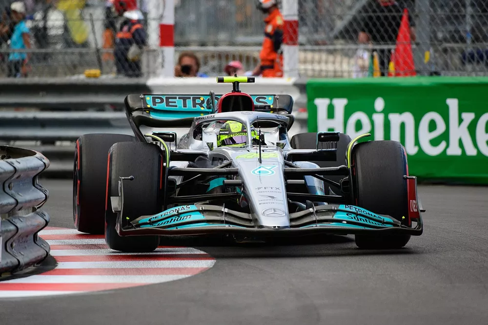 Lewis Hamilton, Mercedes W13