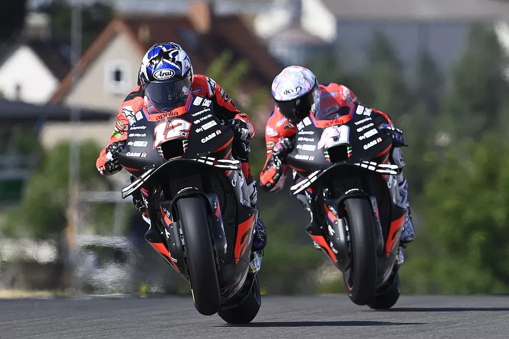 Maverick Vinales, Aprilia Racing Team
