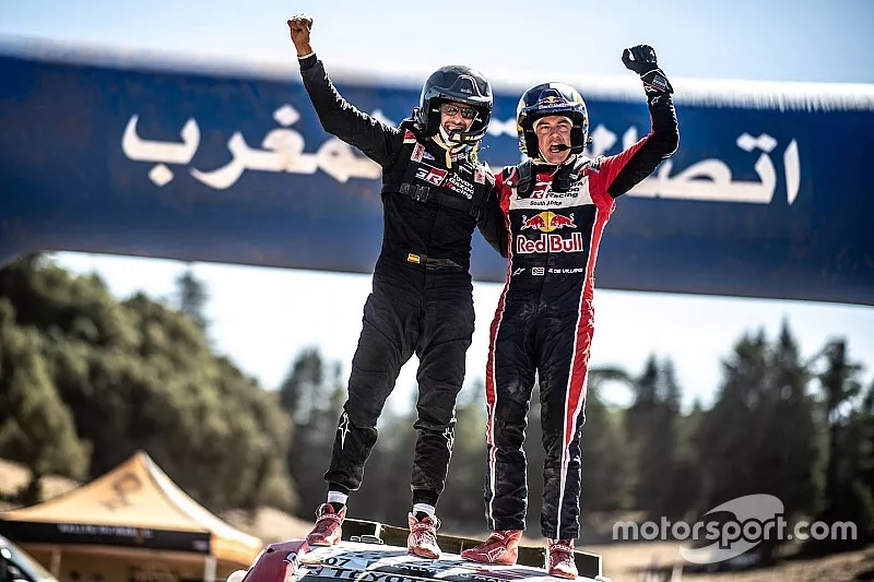 Los ganadores: #307 Toyota Gazoo Racing Toyota Hilux: Giniel de Villiers, Alex Haro
