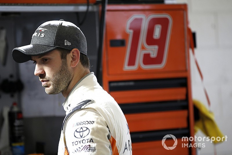 Personajes Latinos 2018: Daniel Suárez y su desafiante temporada en NASCAR Cup