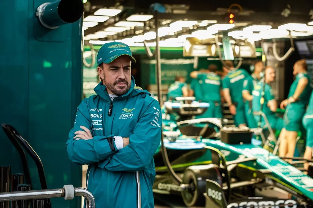 Fernando Alonso, Aston Martin F1 Team 