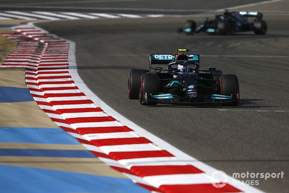 Valtteri Bottas, Mercedes W12, Sir Lewis Hamilton, Mercedes W12