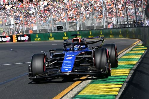 Mejorar Williams "es como arreglar una bicicleta mientras se monta en ella"