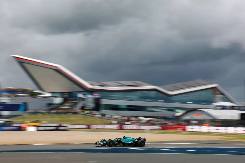 Fernando Alonso, Aston Martin AMR24