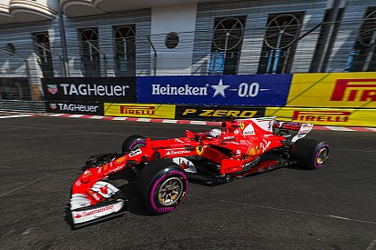 Vettel : "Bizarre" de voir Mercedes si distancé en essais libres