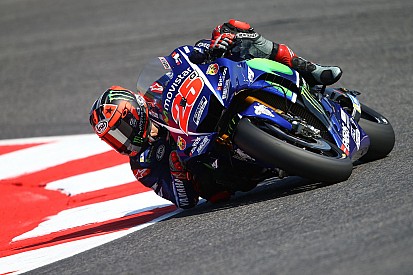 San Marinóban Vinalesé a pole Dovi és Marquez előtt - a címvédő bukott!