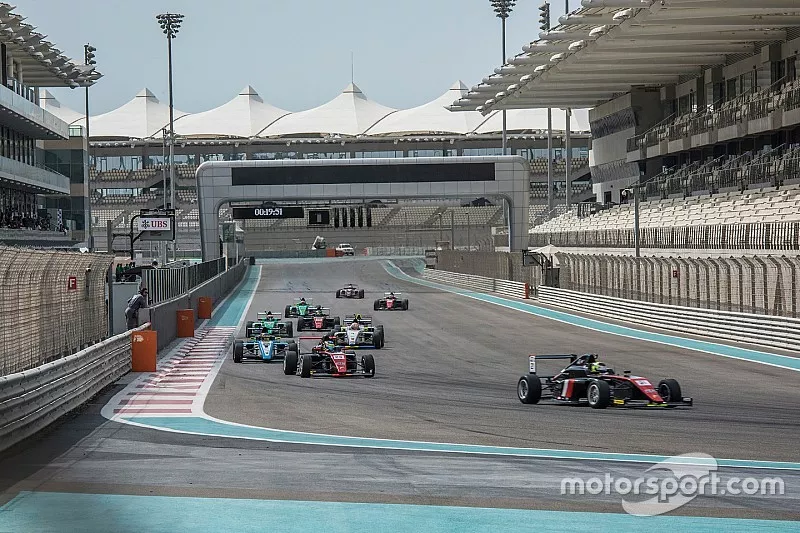 انطلاق منافسات الجولة الرابعة، الفورمولا 4 الإماراتية