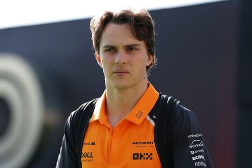 F1: Piastri ri de 'teorias da conspira&ccedil;&atilde;o' contra ele na McLaren