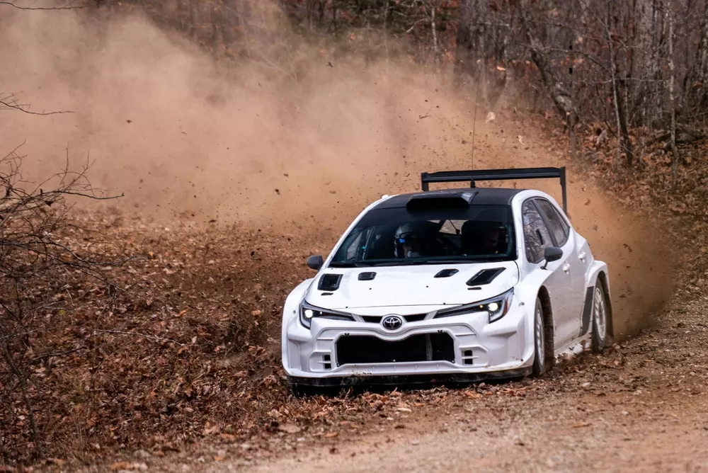 TGR Toyota Corolla 02
