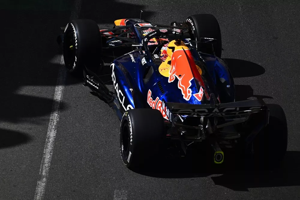 チャンスを”台無し”にした……フェルスタッペン、予選エンジントラブルに