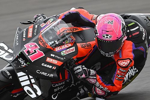 MotoGP | Espargaro cauto: "Piedi per terra, è solo venerdì"