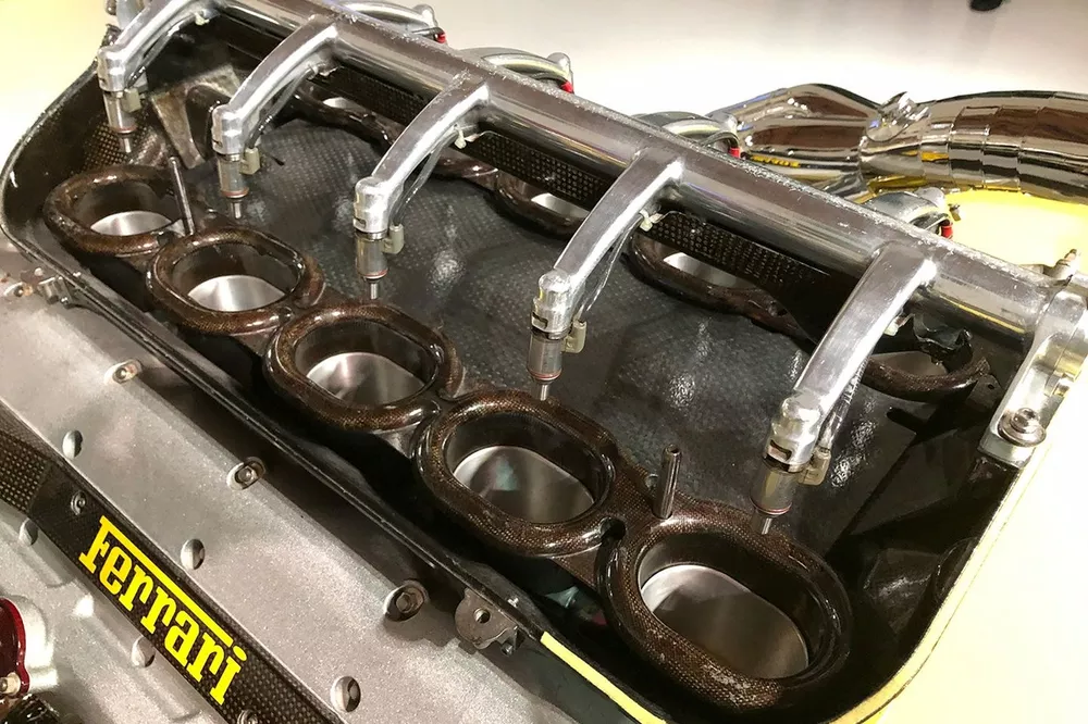 Motor V10 da Ferrari