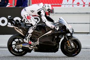 Honda hará dos días de pruebas privadas en Tailandia con Espargaró y Nakagami