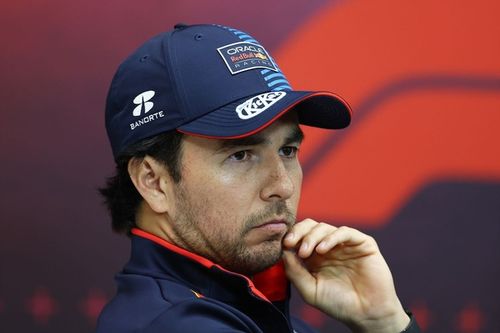 Checo P&eacute;rez explica qu&eacute; aprendi&oacute; lejos de la F1 y su nuevo enfoque